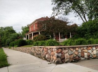 110 Park St E, Annandale, MN 55302