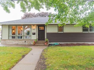 632 2nd Ave NE, Osseo, MN 55369