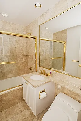 Sold by Nest Seekers International | media 9
