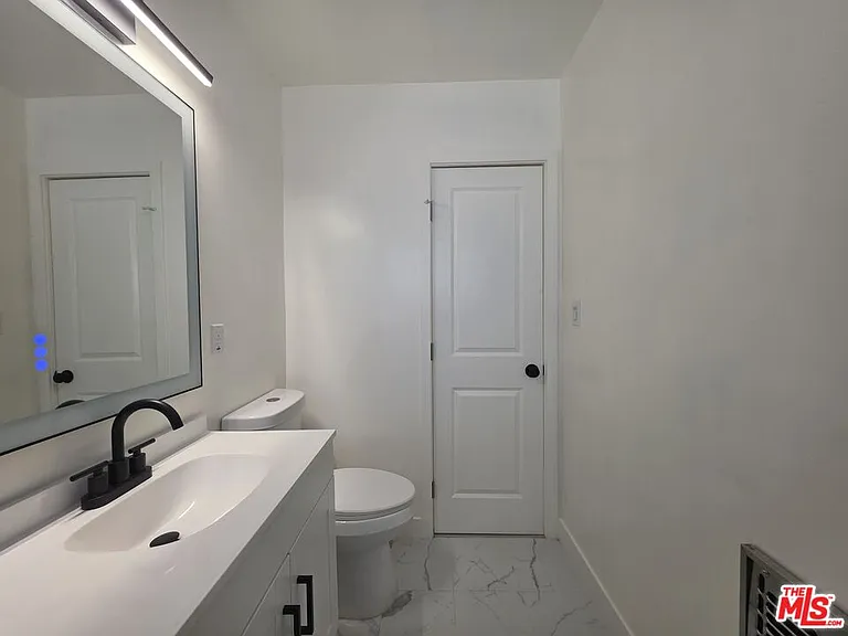 1411 Innes Pl #3 — Photo 42