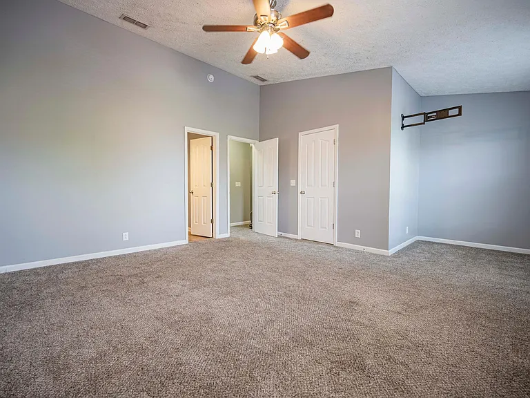 2127 Victory Gallop Ln — Photo 13