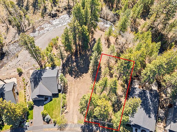 5th image of 390 S Timber Creek Dr