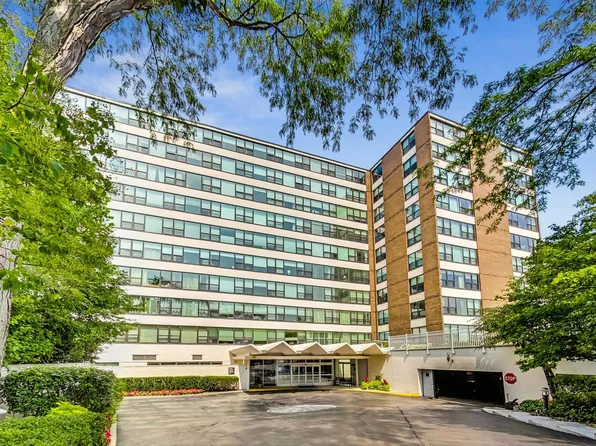 1616 Sheridan Rd Unit 2E, Wilmette, IL 60091