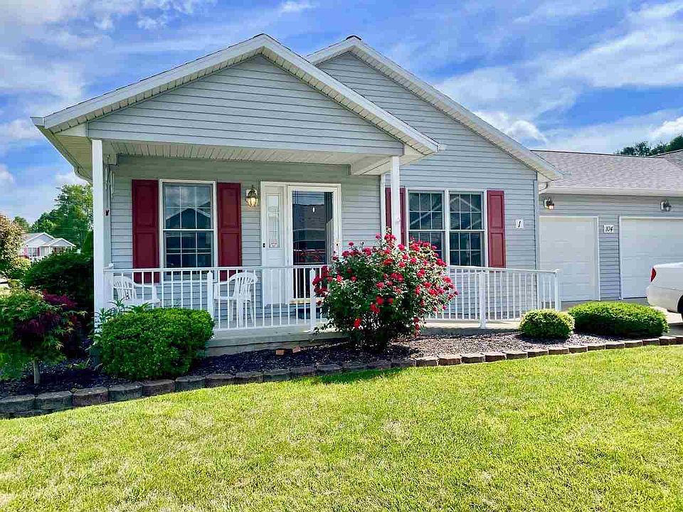 1st image of 104 Sun Valley Ct