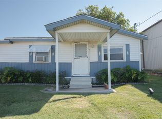 14 W Post Oak Ave, Rogers, TX 76569