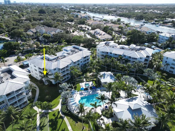 925 Bay Colony Drive S #925, Juno Beach, FL 33408