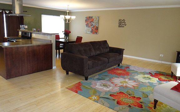 4th image of 16818 Laramie Ave