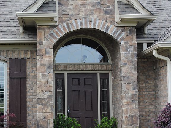 2nd image of 23 Duncan Ln