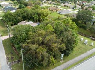 698 SW Violet Ave, Port Saint Lucie, FL 34983