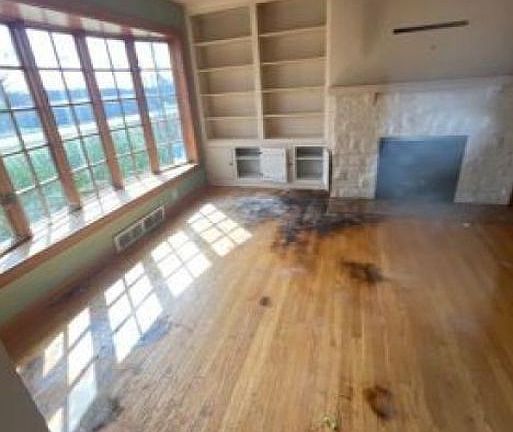 Additional Living Room