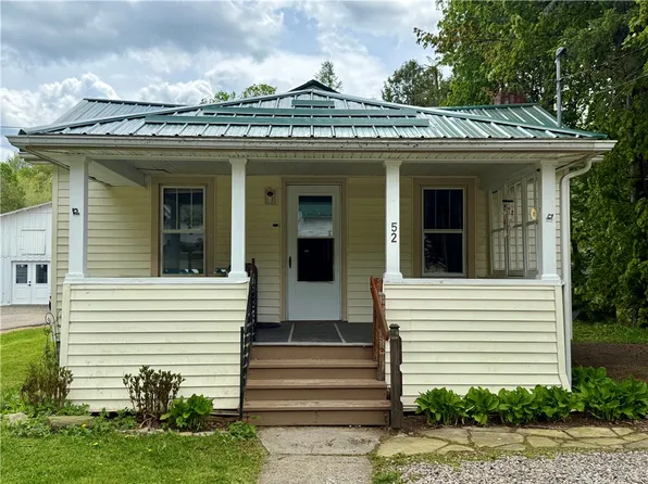 52 Dyke St, Andover, NY 14806