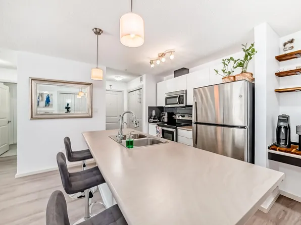 348 Windermere Rd NW #148, Edmonton, AB T6W 2P2