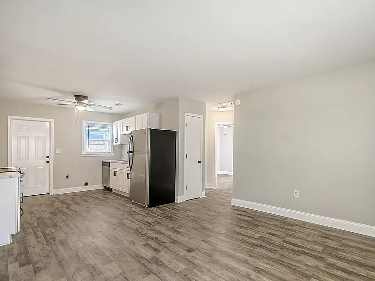 1552 Orange Grove Rd — Photo 3
