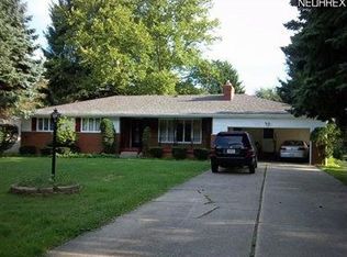 625 Murray Hill Dr, Youngstown, OH 44505