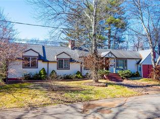 310 South Rd, Farmington, CT 06032