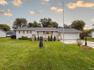 1451 Mertz Rd, Caro, MI 48723