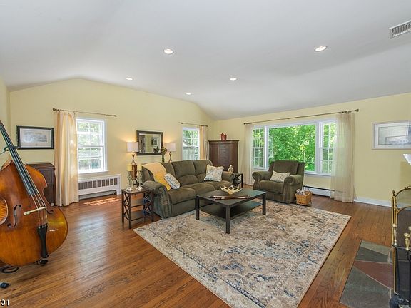 5th image of 57 Grover Ln