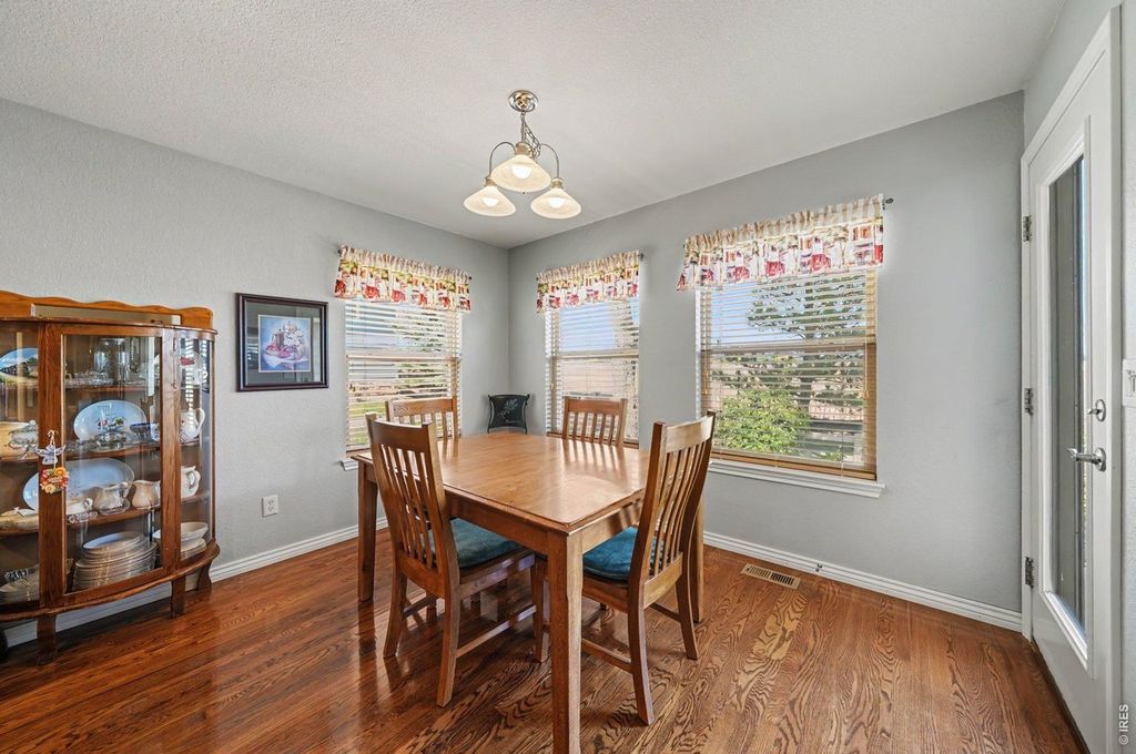 3103 Sanford Cir