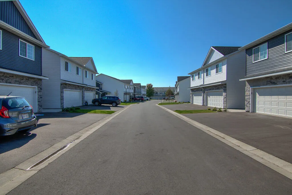 Dawes Place Townhomes — Photo 1