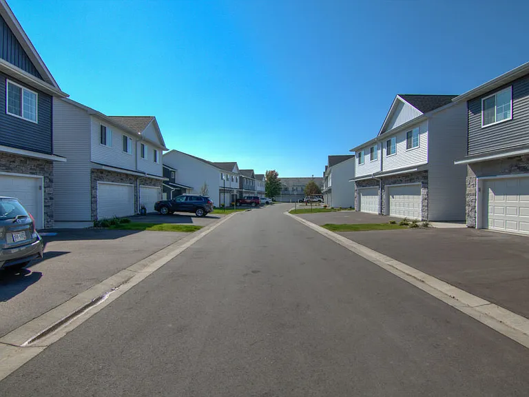 Dawes Place Townhomes — Photo 1