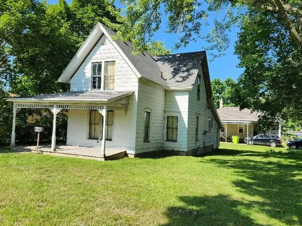 122 North 5th STREET, Delavan, WI 53115