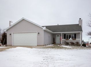 3511 E 27th Rd, Marseilles, IL 61341