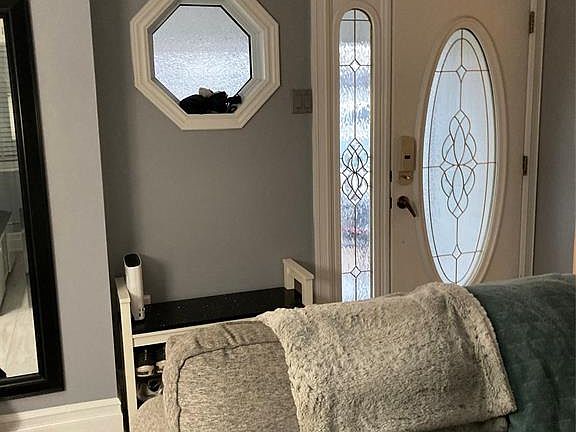 3rd image of 2348 Arthur Rd