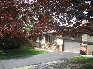 927 Maple Ln, Lebanon, PA 17046