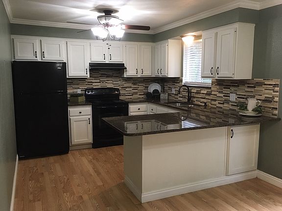 New backsplash & paint