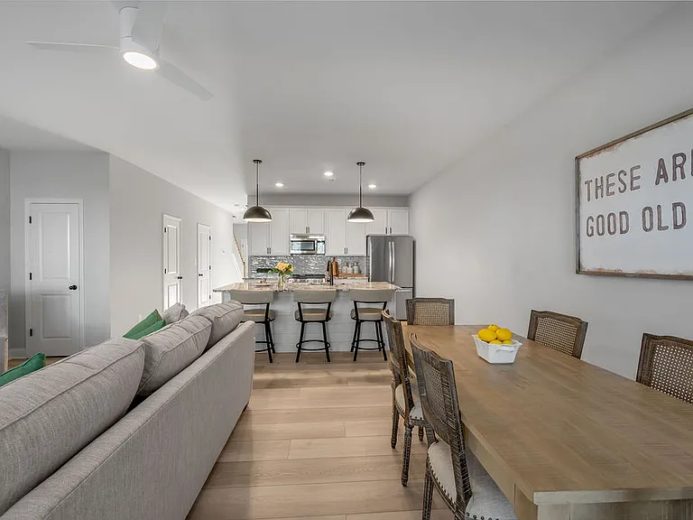Bellingham Park Townhomes — Photo 18