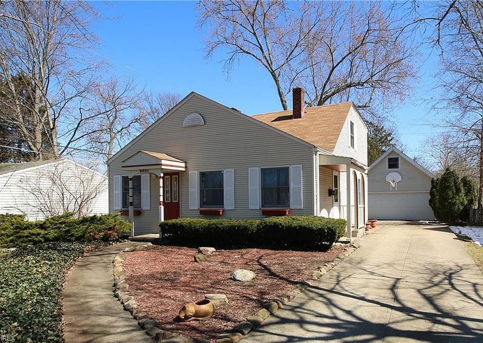 1st image of 8091 Lynway Ave