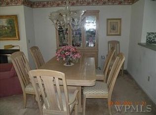 410 Cornwall Meadows Ln, Patterson, NY 12563