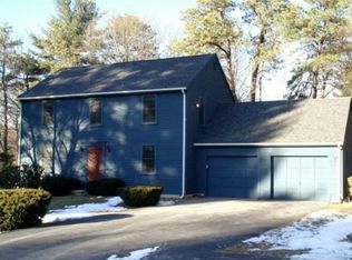 2 Stallbrook Rd, Medway, MA 02053