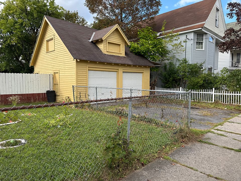 1st image of 1213 Mary St #1