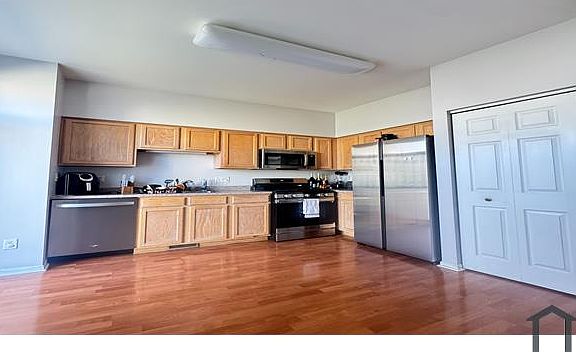 5th image of 755 Bayles Dr