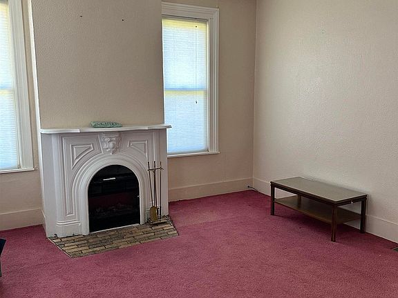 5th image of 108 E College Ave