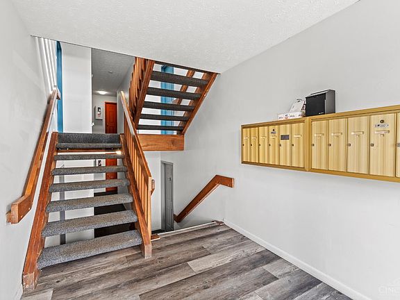 4th image of 9319 Winton Rd APT 1