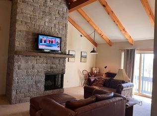 2254 Apple Rd #1, Fogelsville, PA 18051