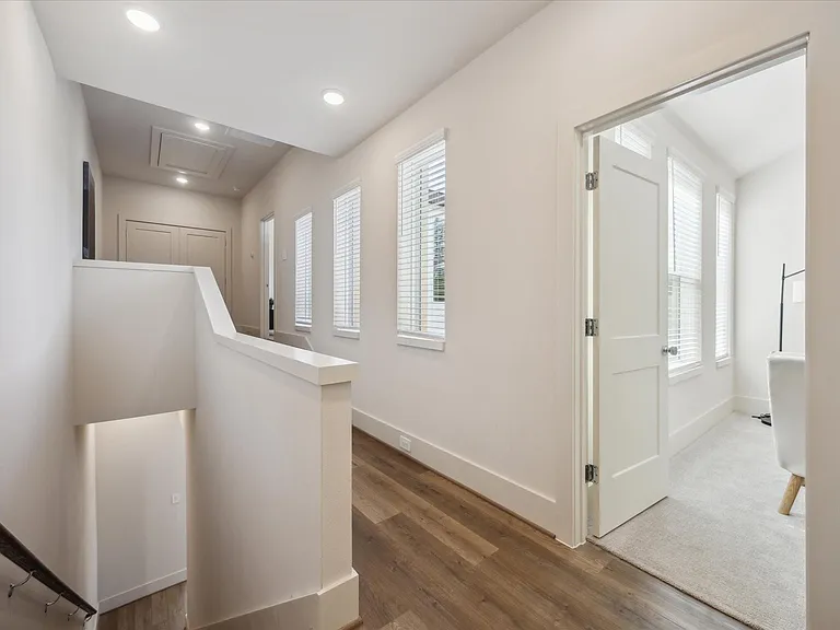5905 Urban Pines St — Photo 21