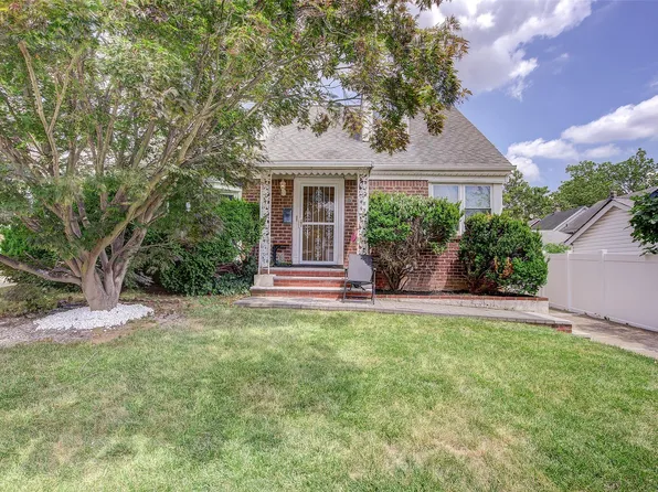 4843 201st Street, Bayside, NY 11364