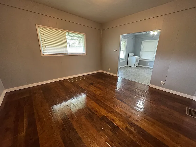 2217 Terrace Ave — Photo 12