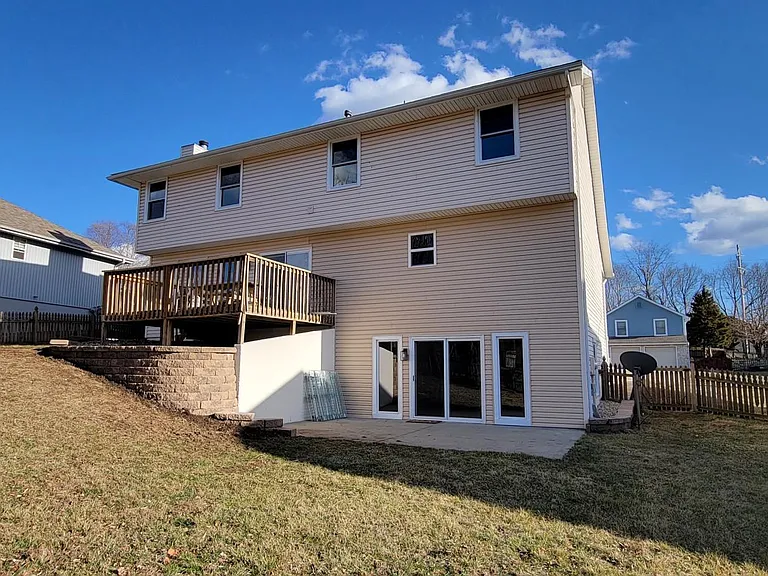 724 Plum Rose Dr — Photo 3