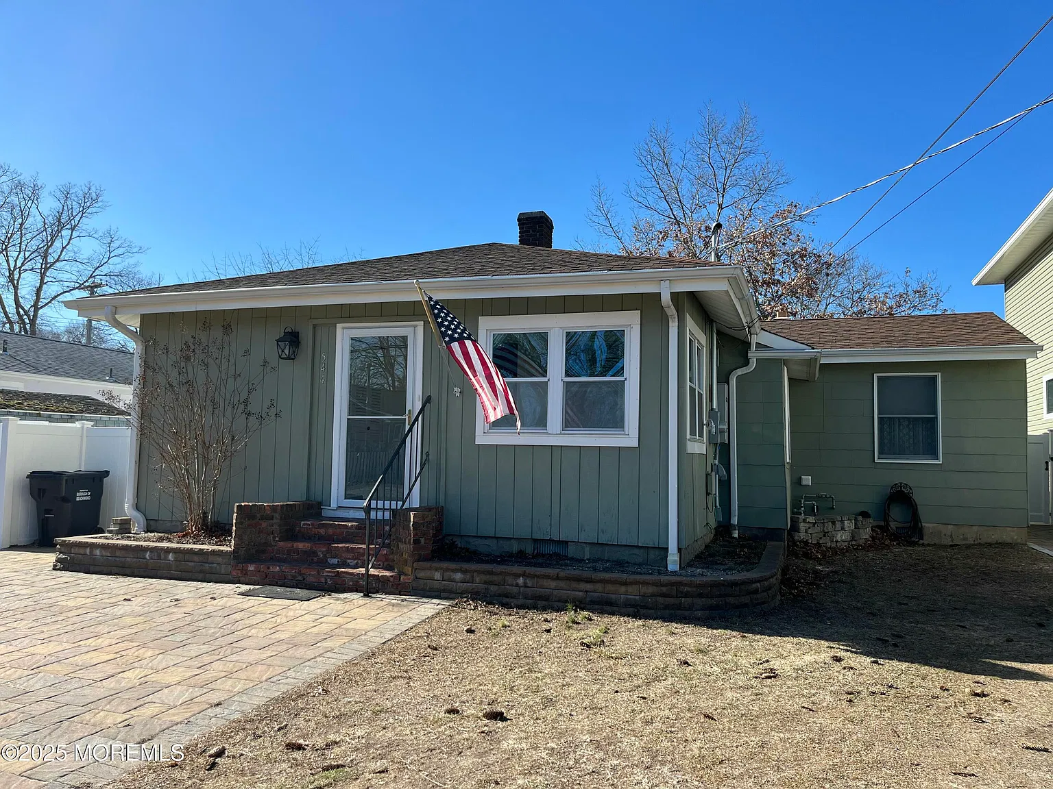 2 bed, 1010 sqft, $2,500 — Photo 3