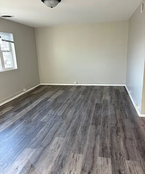 1103 Evans Ave — Photo 5