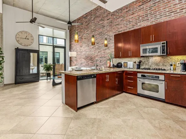 1050 Island Ave Unit 711, San Diego, CA 92101