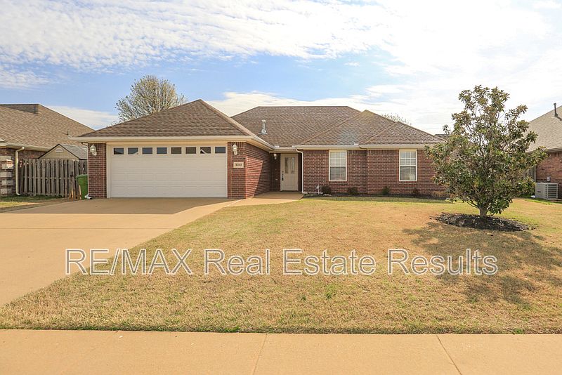 1st image of 6303 S 37th St