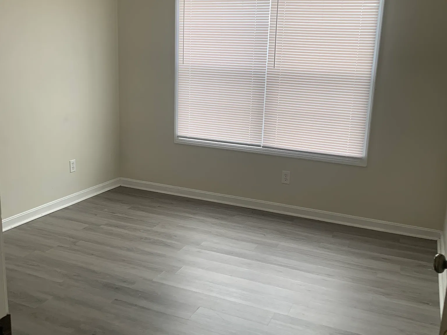 2 bed, 840 sqft, $950 — Photo 4