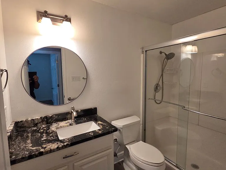 117 Moonraker Dr — Photo 8