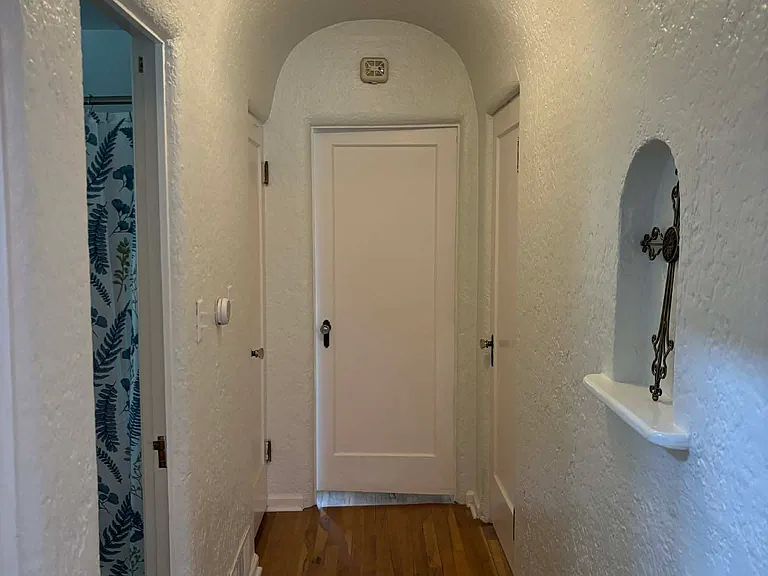 130 N Franklin Ave #1 — Photo 17