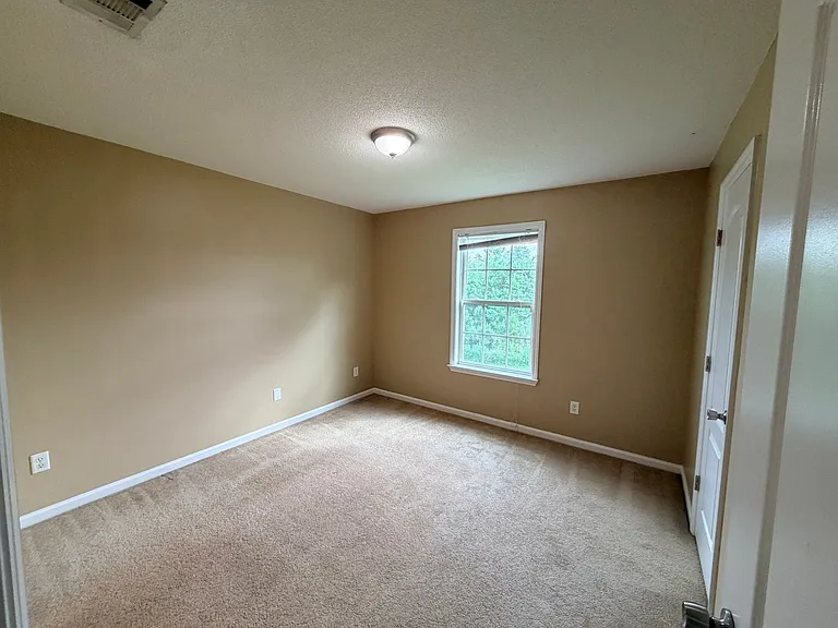 2705 Pineview Dr #A — Photo 13